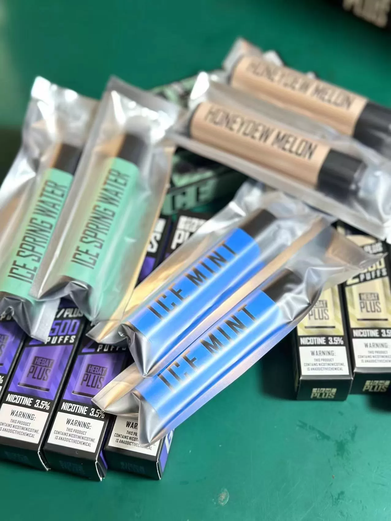 Hebat 喜貝 高品質一次性電子煙 多口味拋棄式設計