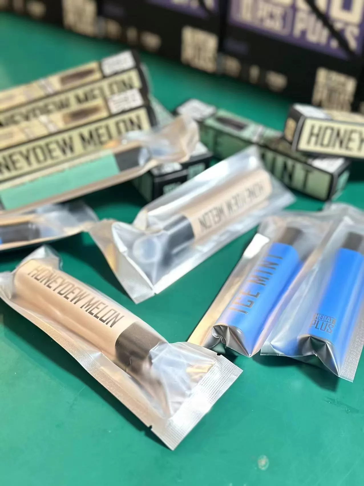 Hebat 喜貝 高品質一次性電子煙 多口味拋棄式設計