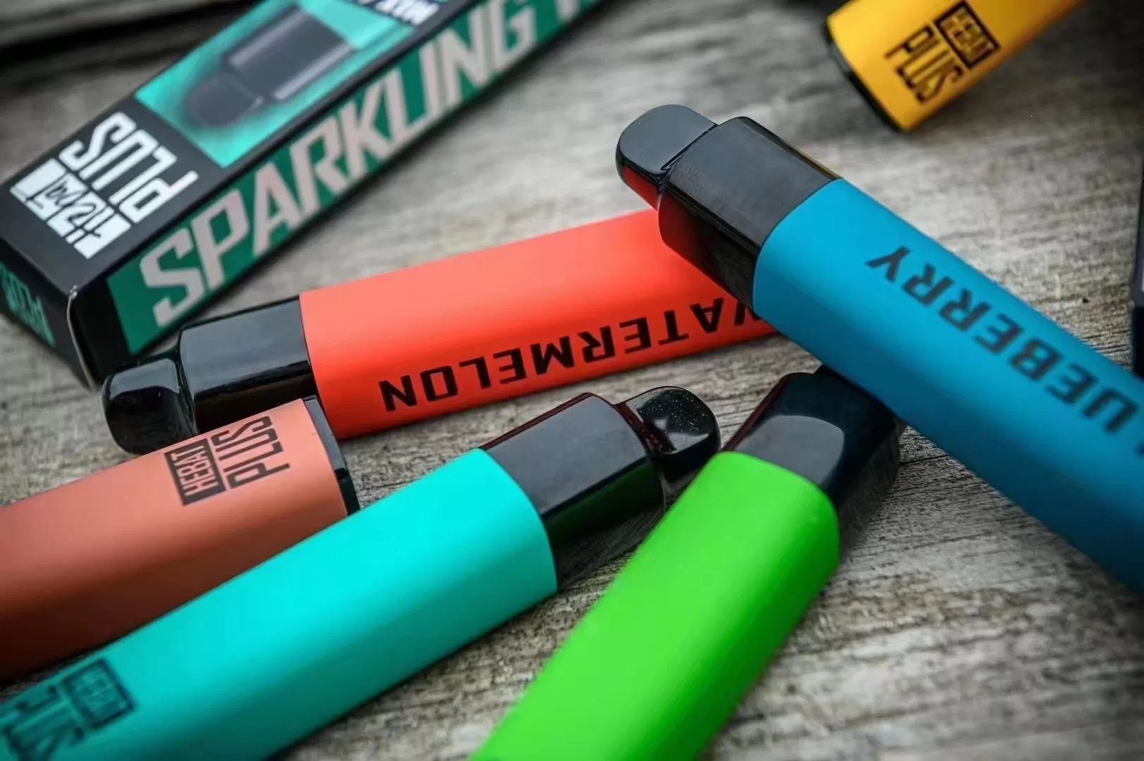 Hebat 喜貝 高品質一次性電子煙 多口味拋棄式設計